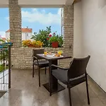 Apartment Nina *